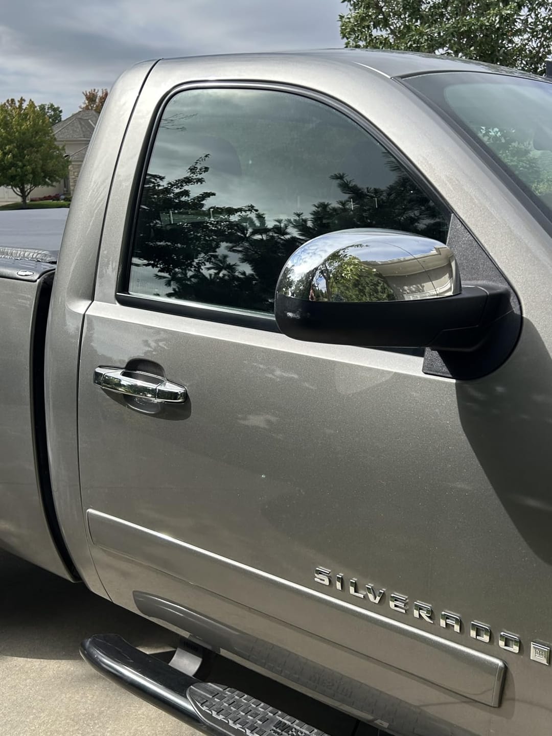Customer photo review of Chrome Tailgate Handle Cover Fit for 2007-2014 Chevy Silverado Sierra