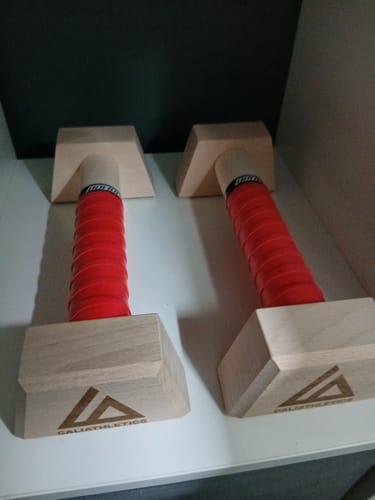 Customer photo review of Wooden Parallettes MINI