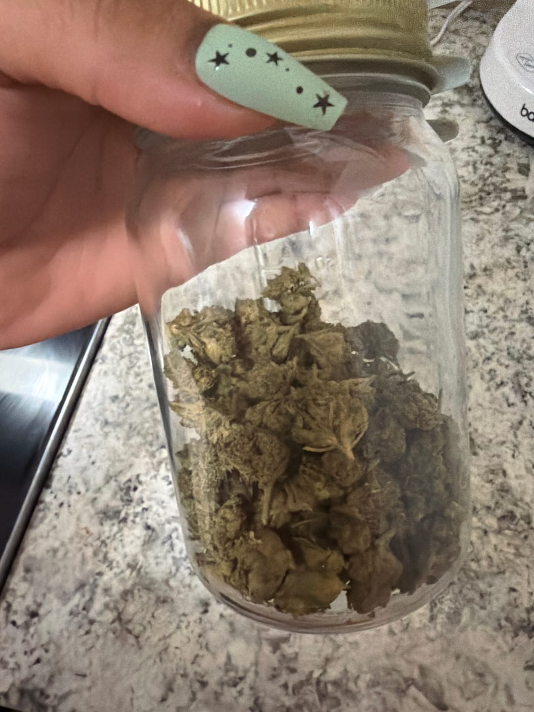 Customer photo review of Bulk THCA Flower Pounds