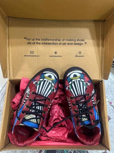 Customer photo review of Oculus Core Sneaker