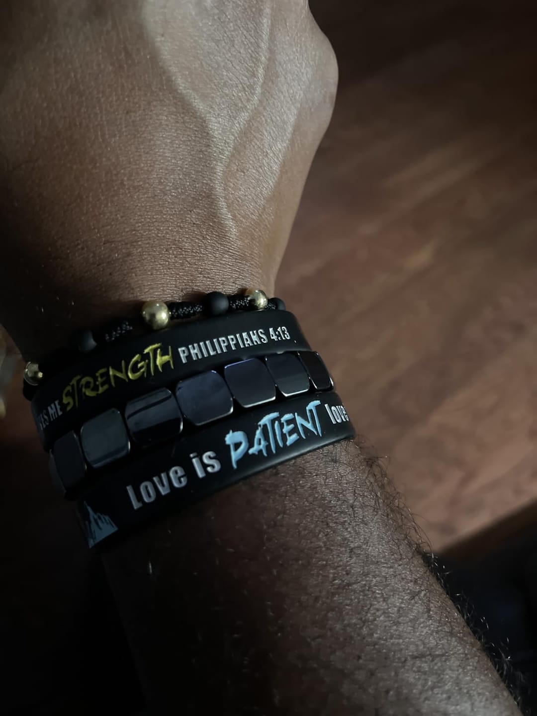 Customer photo review of Hiron™ Pulsera De Hematita