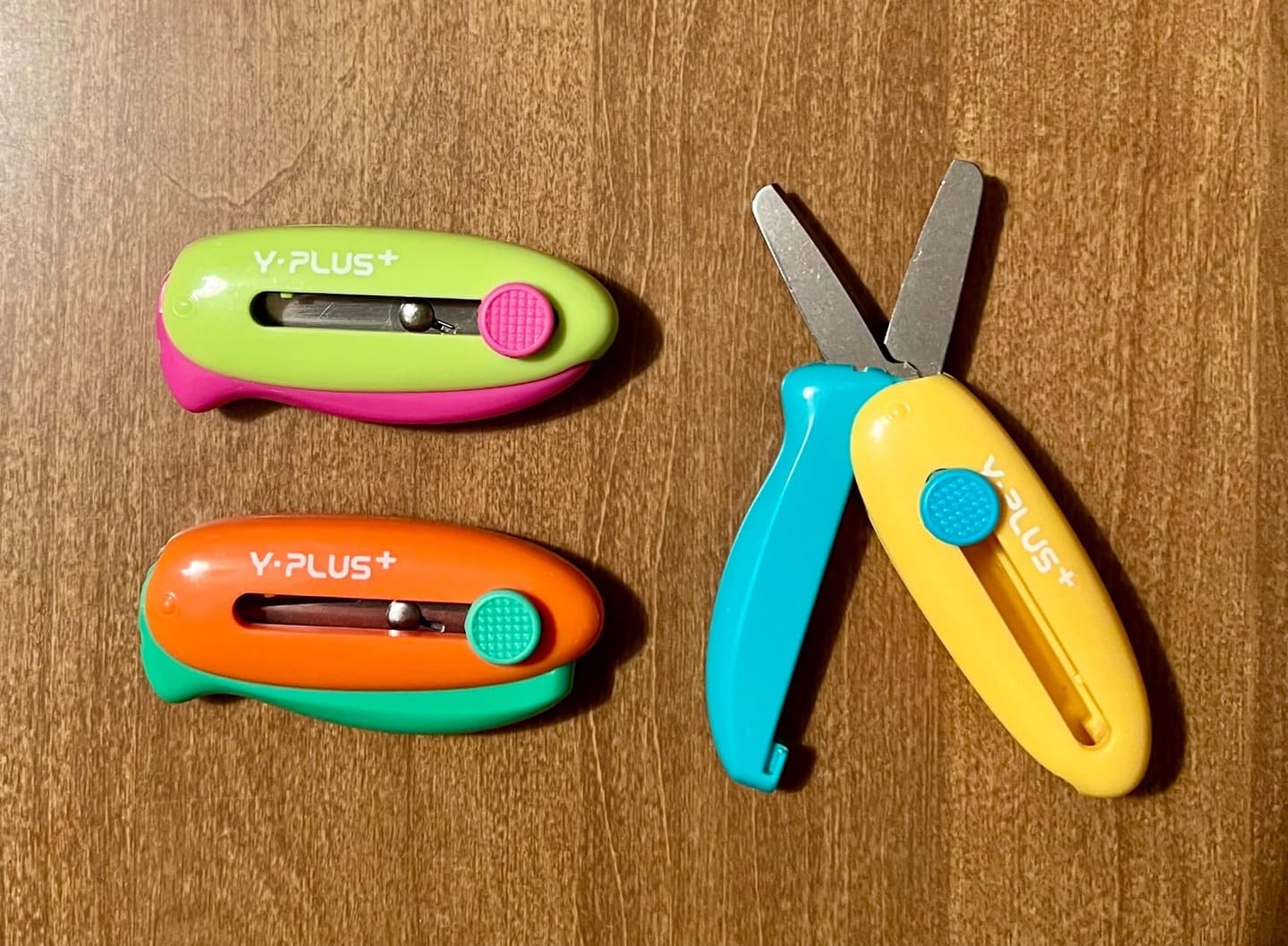Customer photo review of Toddler Scissors