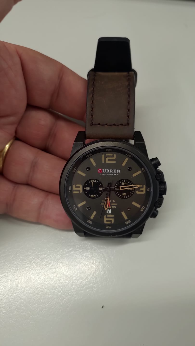 Customer photo review of Curren Sofia® orologio uomo pelle