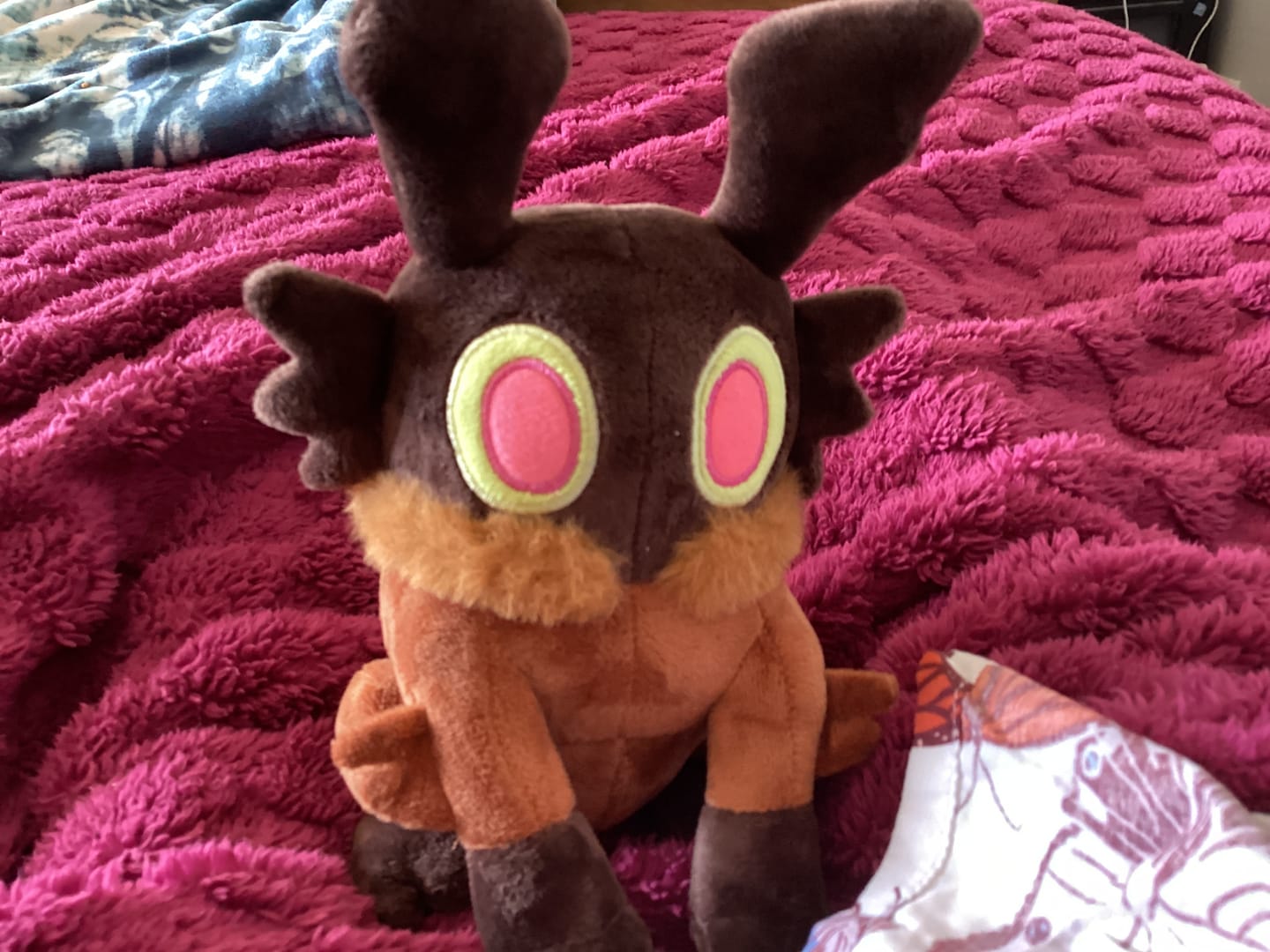 Customer photo review of Rain World - Brown Scavenger Plush