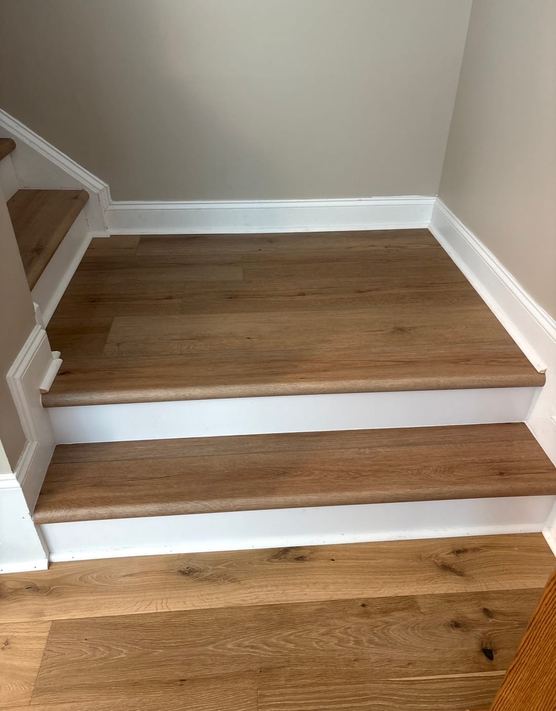 Customer photo review of Harvest Hues Oak Stair Tread