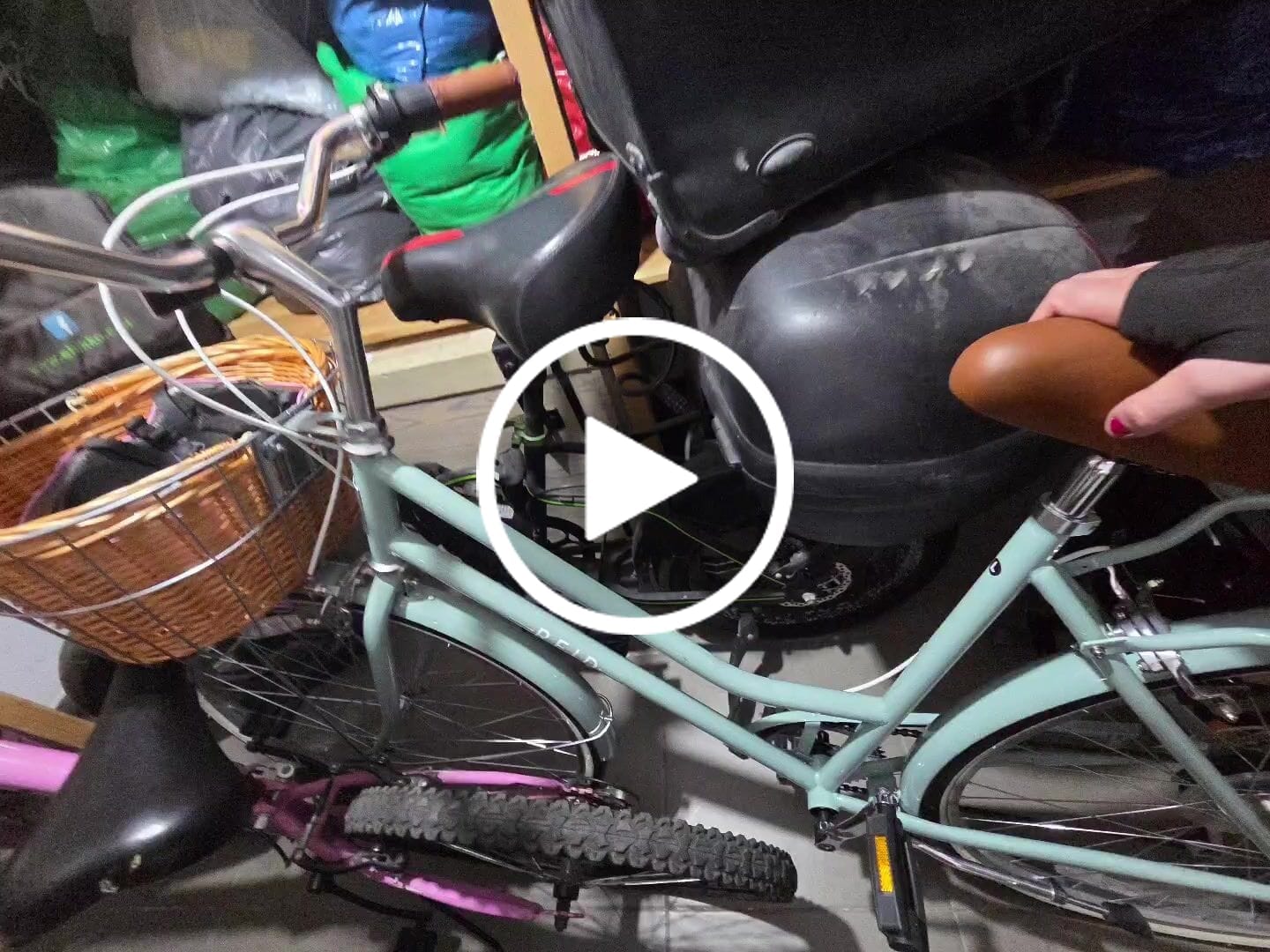 Customer video review of אופני עיר וינטאג' לנשים Reid Ladies Classic