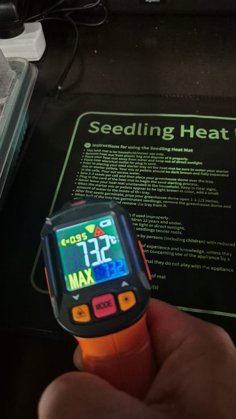 Customer photo review of Seedling Heating Mat