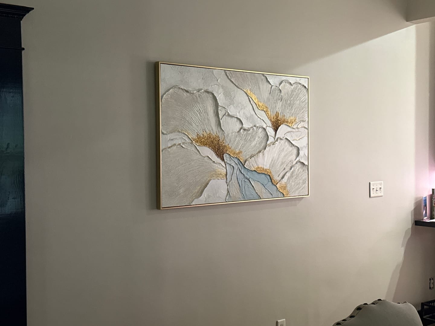 Customer photo review of Aurora - Floral Textured Wall Art