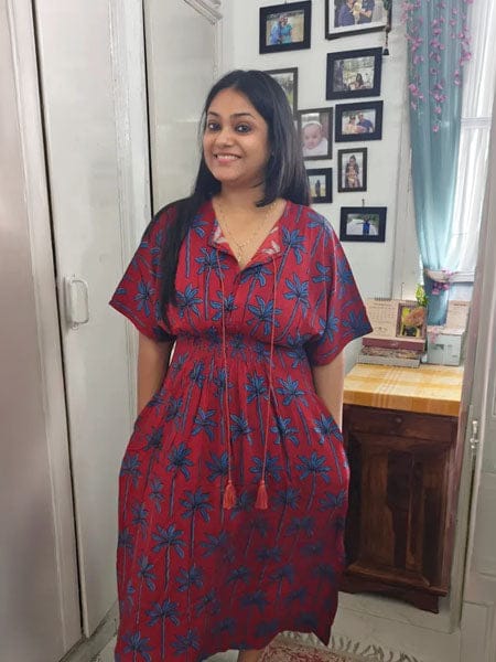 Customer photo review of Meira Maxi Dress