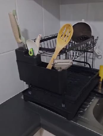 Customer photo review of Escurridor De Platos 2 Niveles Secaplatos Multifuncional