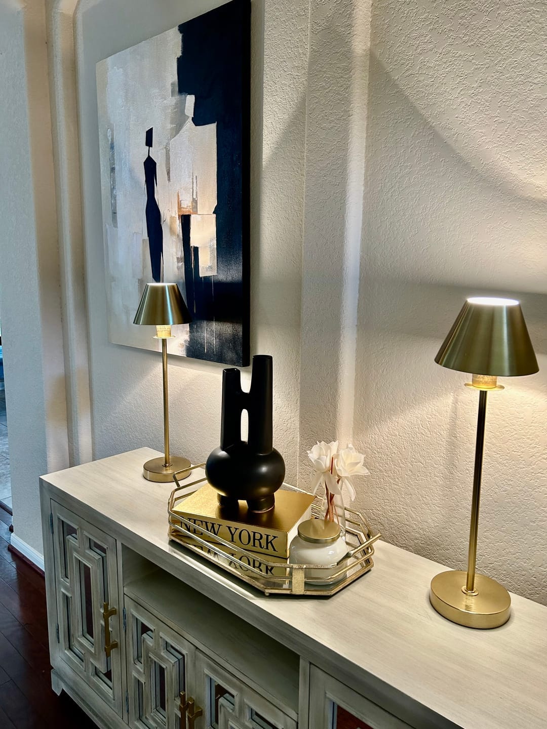 Customer photo review of Noir - Abstract Portrait Wall Art