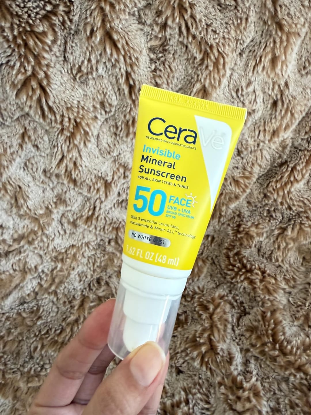 Customer photo review of CeraVe Invisible Mineral Sunscreen