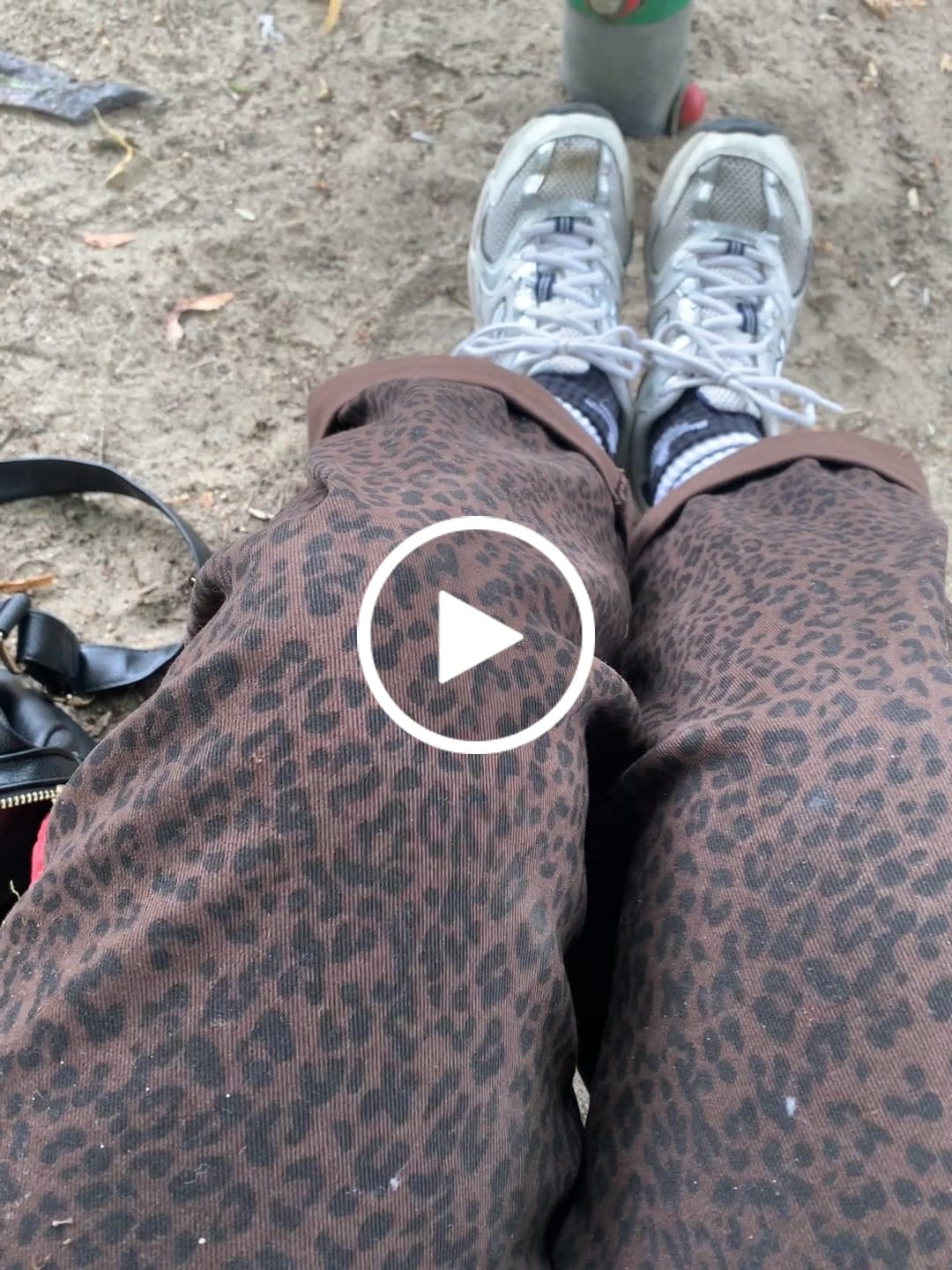 Customer video review of Stretch Barrel Jeans DARK CHOCOLATE LEO