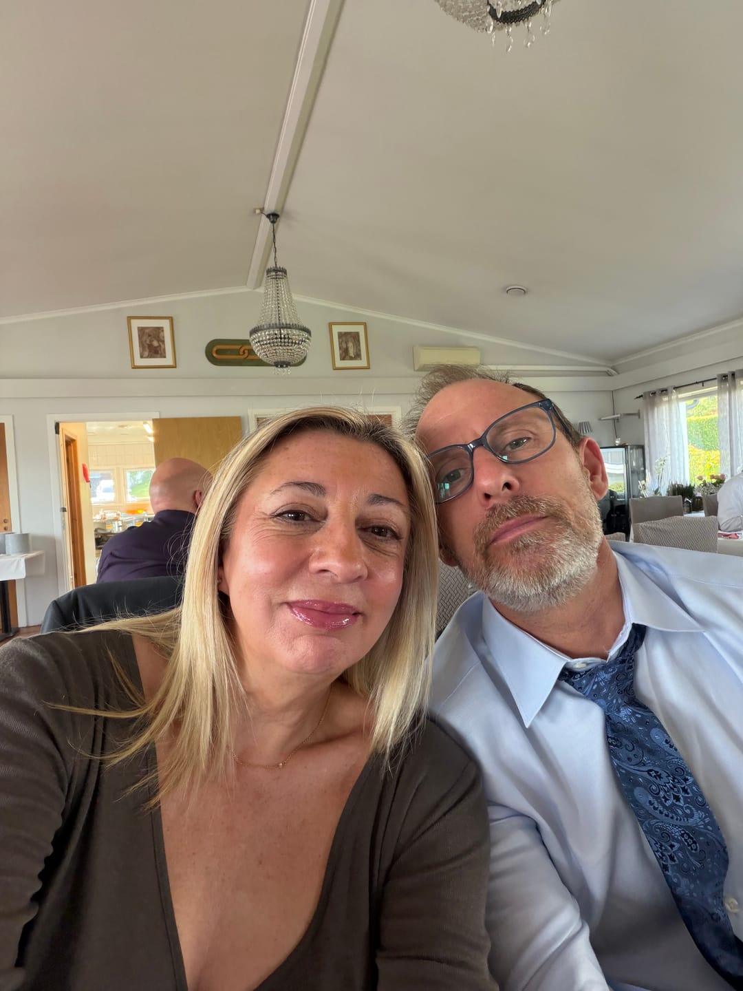 Customer photo review of Contorno de Ojos Bolsas, Ojeras, Párpado Caído y Arrugas Hanna
