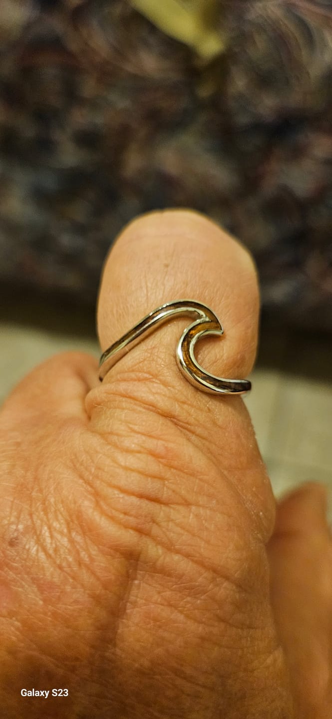 Customer photo review of Hawaiian Koa Wood Ocean Wave Ring - 925 Sterling Silver