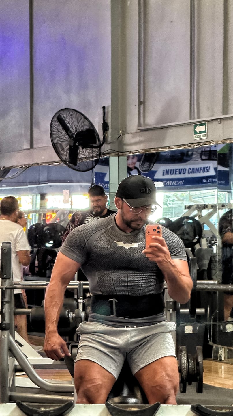Customer photo review of 3004 - Superman Cut-Offs