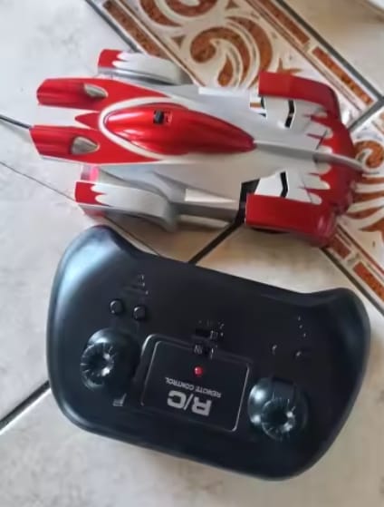 Customer photo review of 壁！天井！360°ドリフトミニカー
