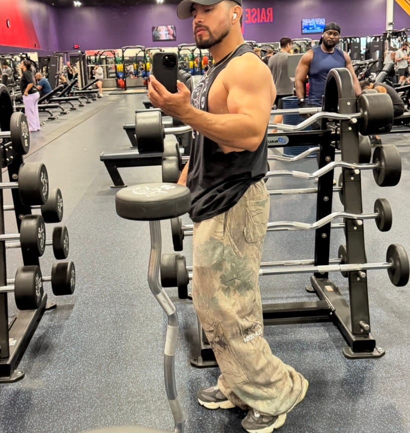 Customer photo review of 2094 - Tree Camo Collection - No Cuff Sweats
