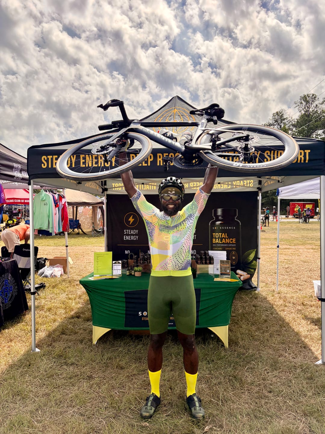 Customer photo review of LIFTTINT 2.X BIB SHORTS - AVOCADO