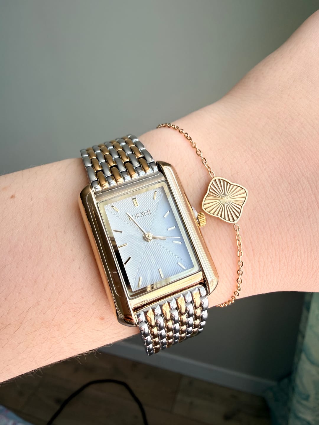 Customer photo review of Flora Gold Set