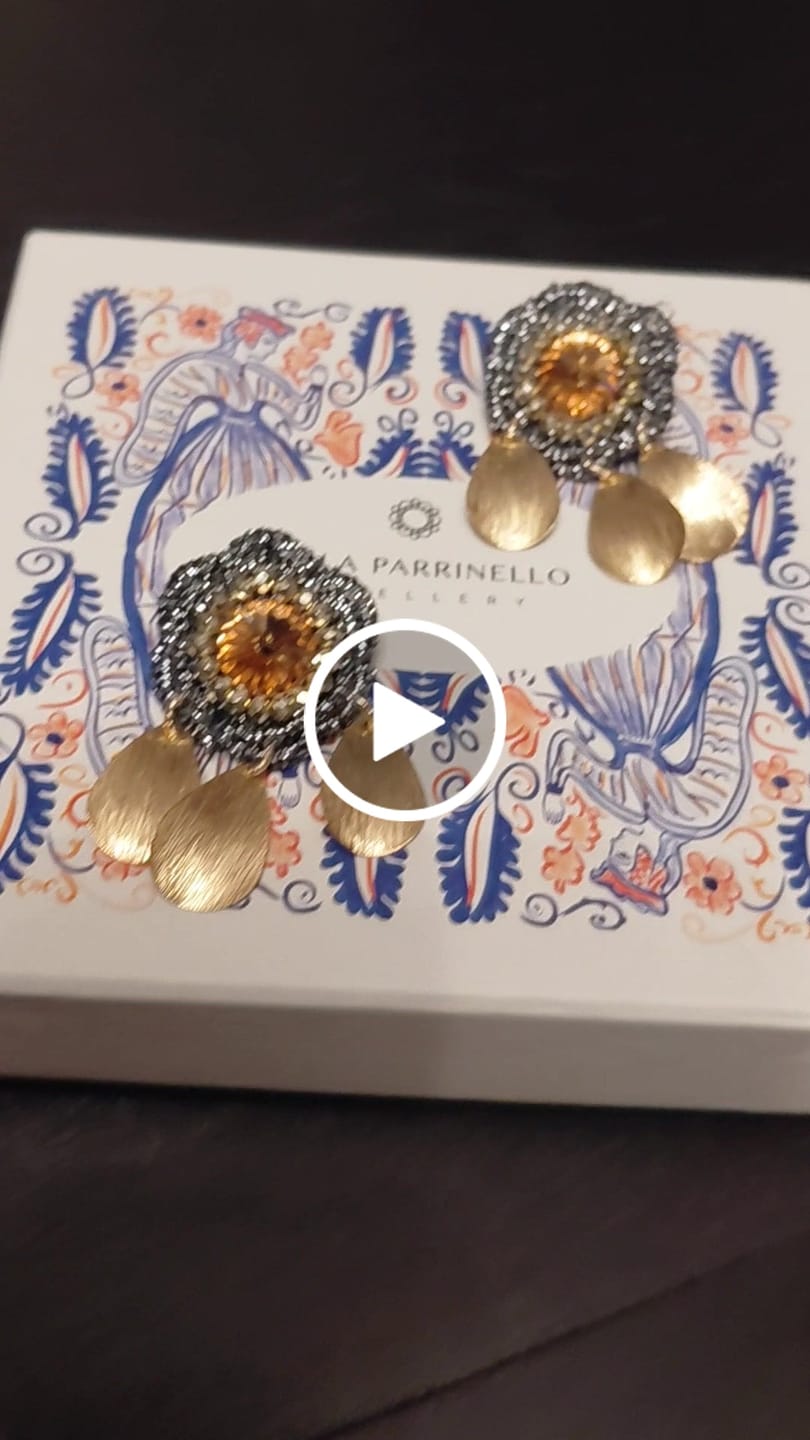 Customer video review of Orecchini Ciavuru