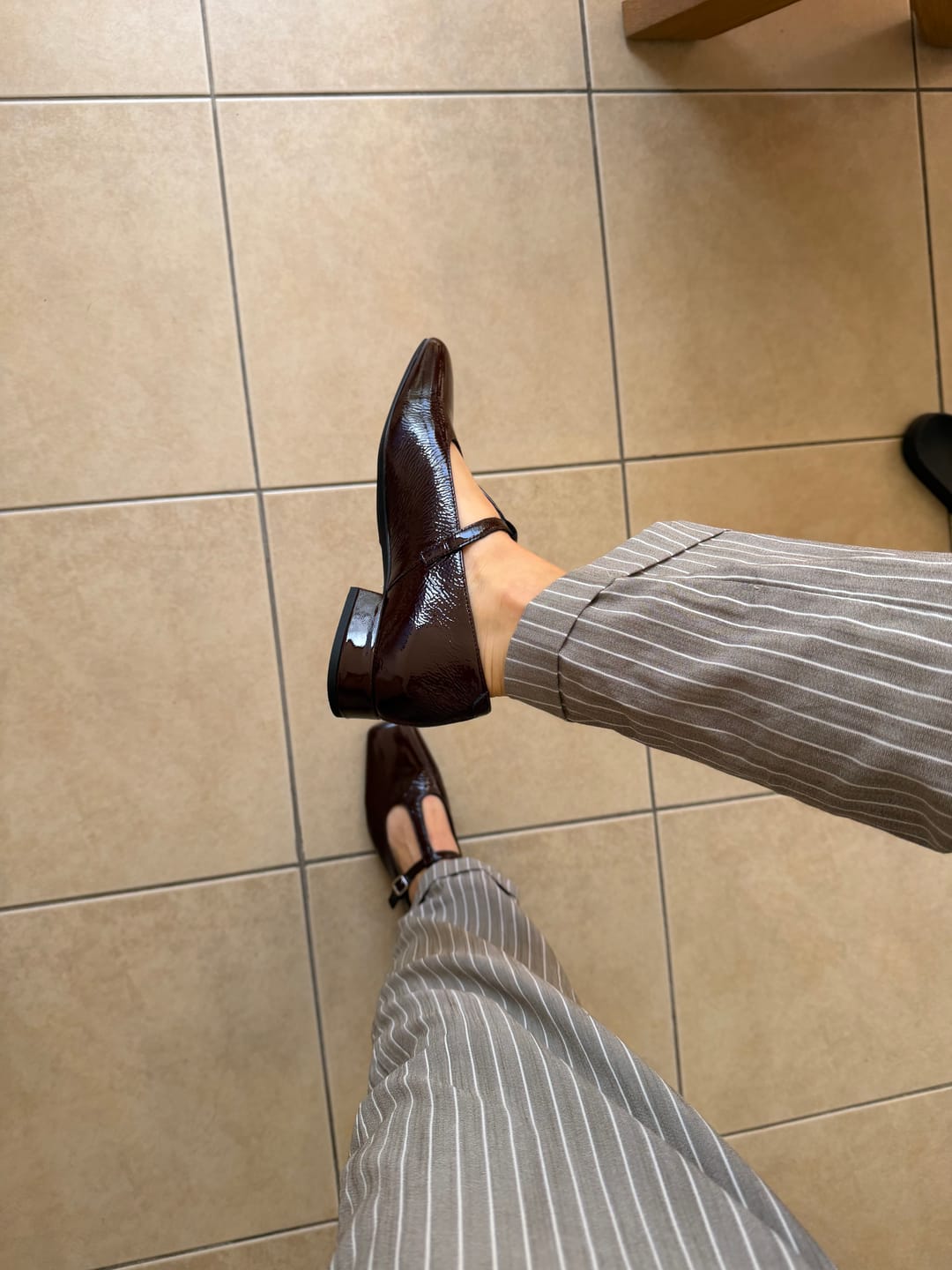 Customer photo review of נעלי בובה עם עקב Debbi