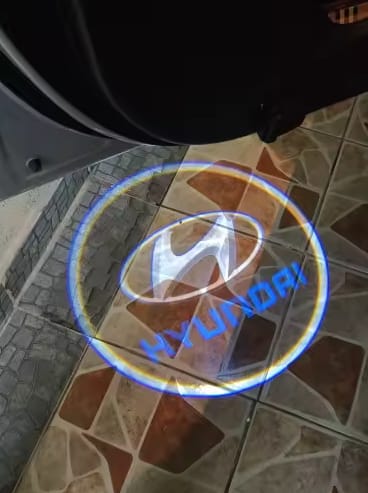 Customer photo review of Proyector Led Logo Personalizado 2 Piezas