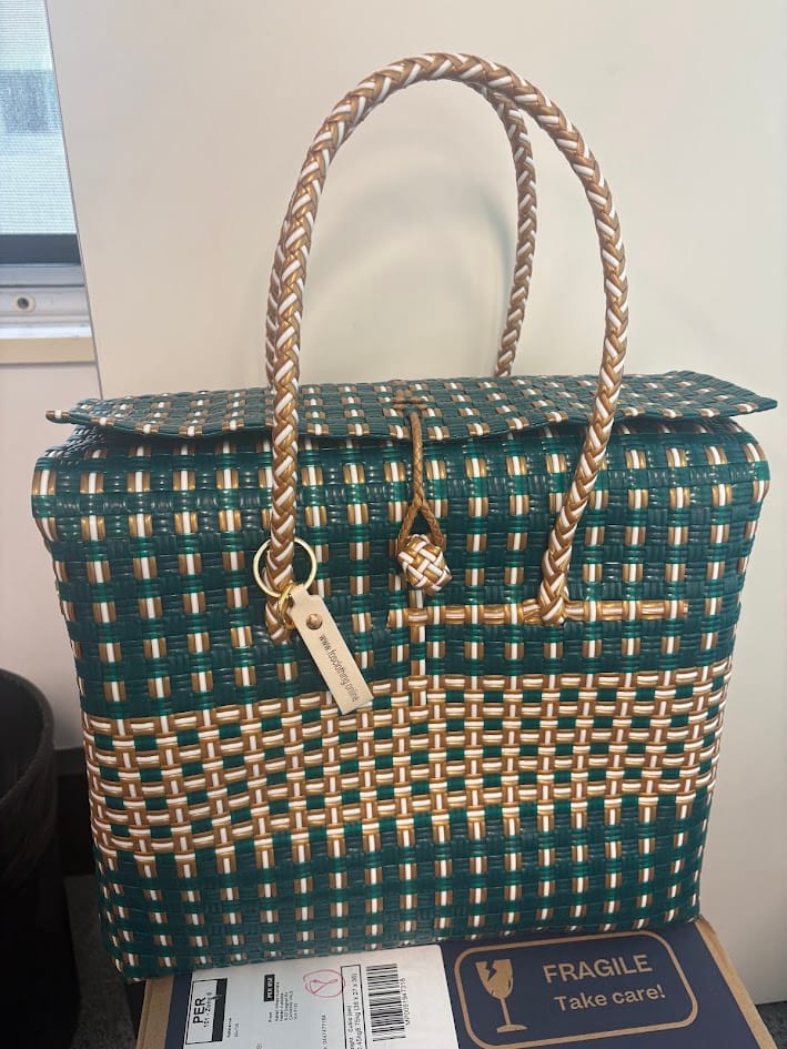 Customer photo review of Green / Gold Chequered Picnic Bag