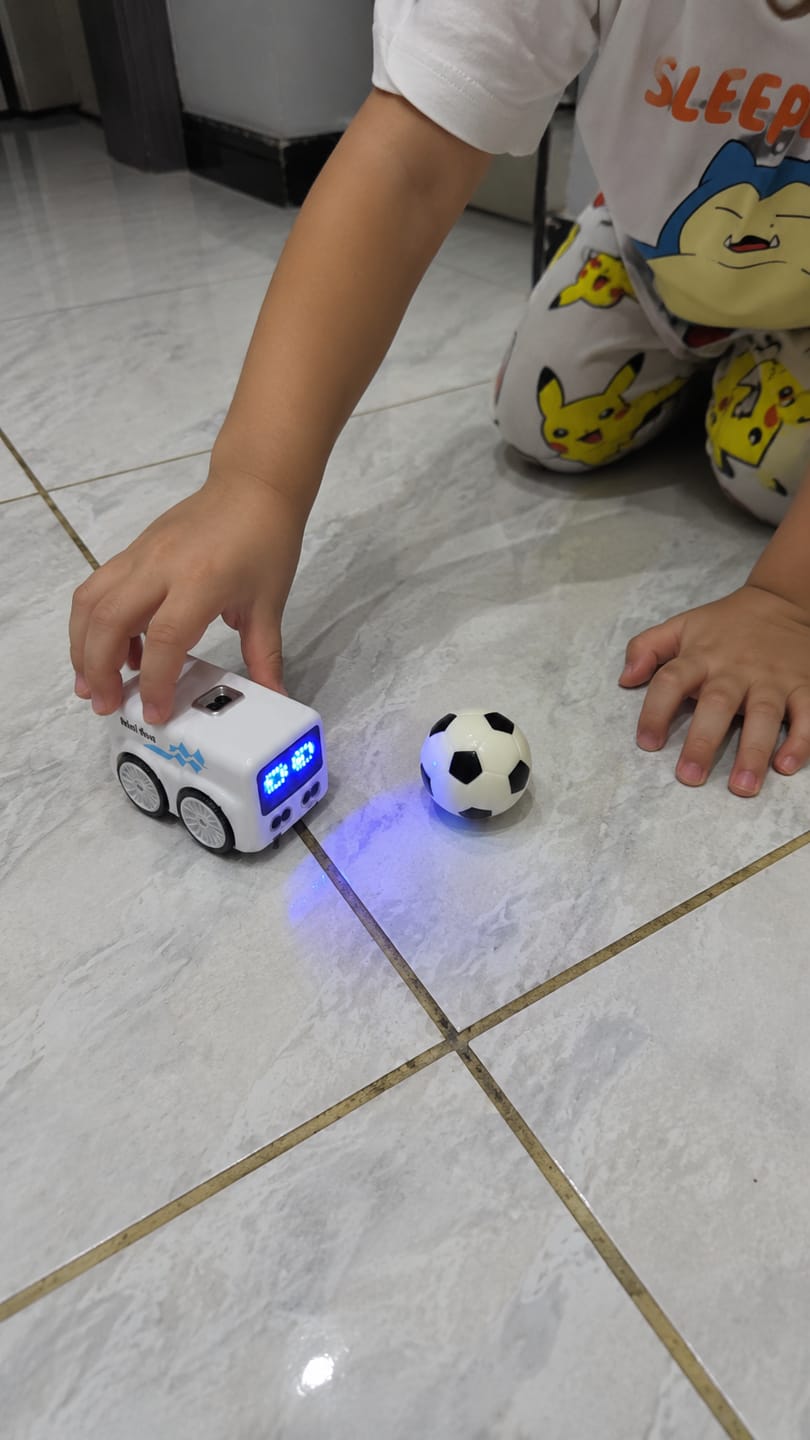 Customer photo review of MoveMate™ Learning Bus