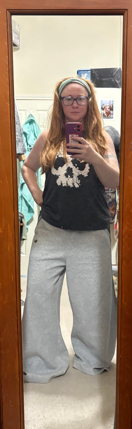 Customer photo review of Aelfric Eden Super Baggy Sweatpants