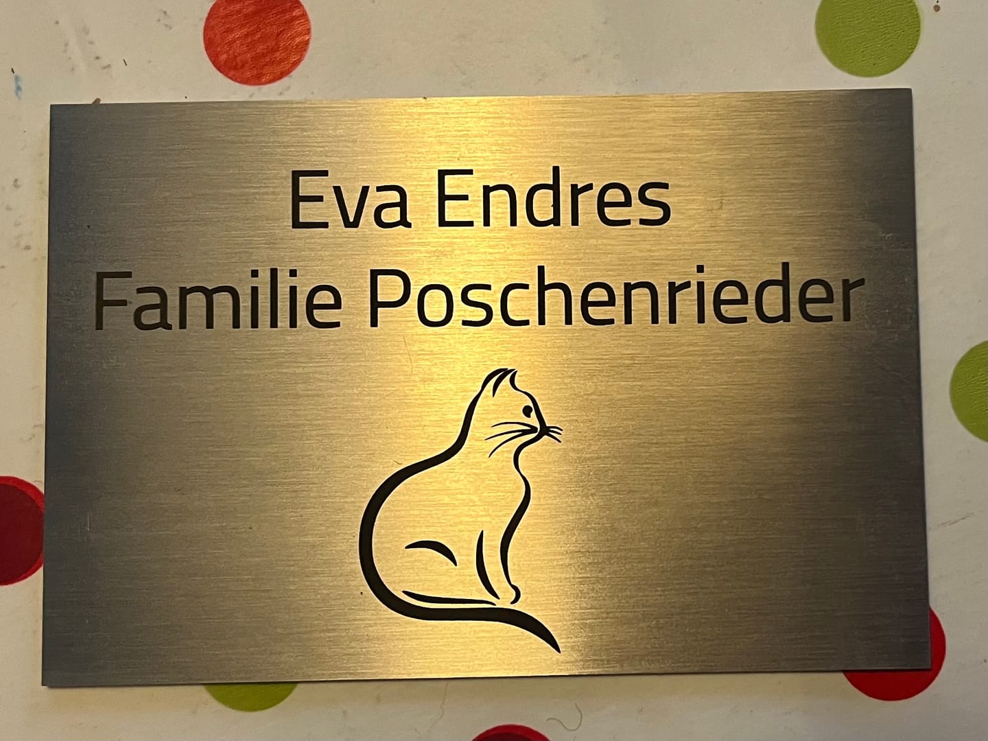 Customer photo review of V2A Edelstahlschild in verschiedenen Größen, individuell personalisierbar.