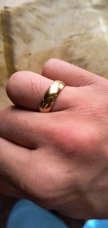 Customer photo review of Anneau (or)