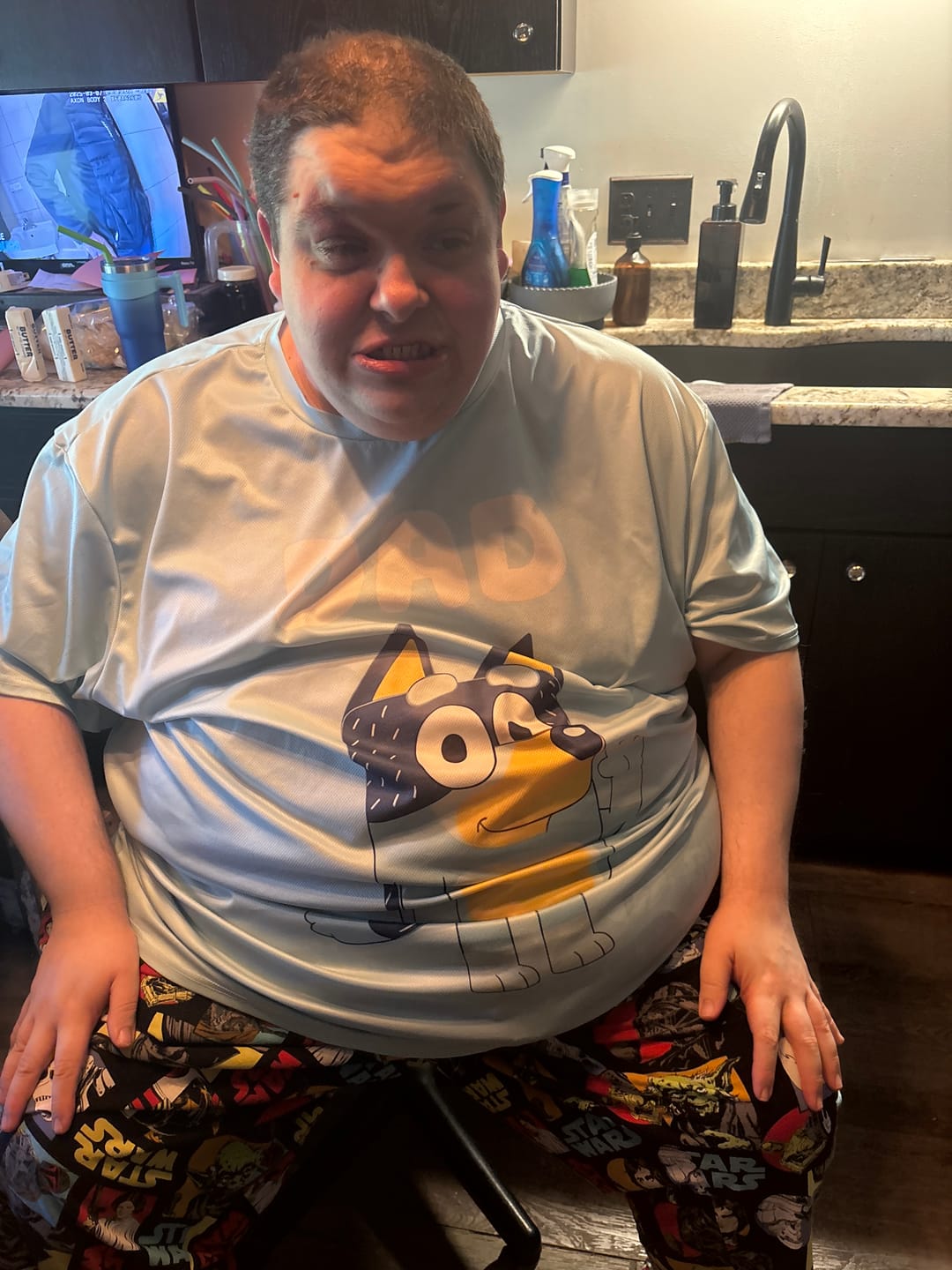 Customer photo review of JURASSIC PAPAK Men's Plus Size Short Sleeve T-Shirt