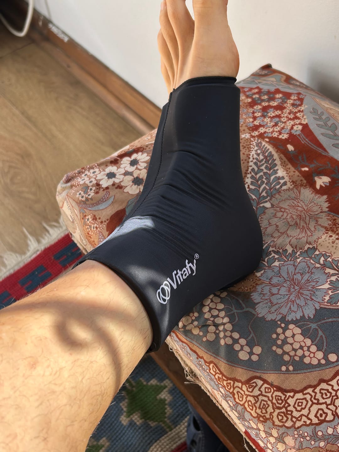 Customer photo review of Tobillera de Compresión Gel Frío/Calor 360°
