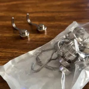 Customer photo review of Organizzazione Salvaspazio Ganci Magnetici Resistenti 30LBS 8