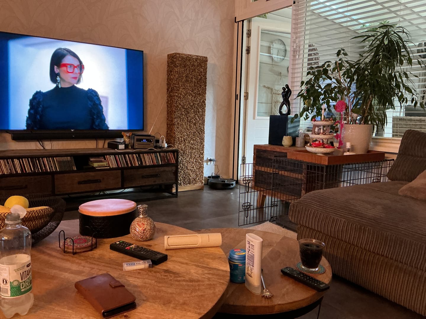 Customer photo review of Robotstofzuiger V8 Pro – Volautomatische reiniging met dweilfunctie, slimme navigatie en app-bediening voor moeiteloze schoonmaak