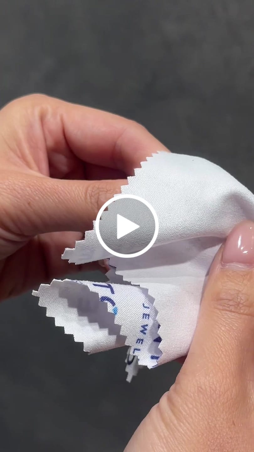 Customer video review of VUOI Jewellery Cleaner On-the-Go