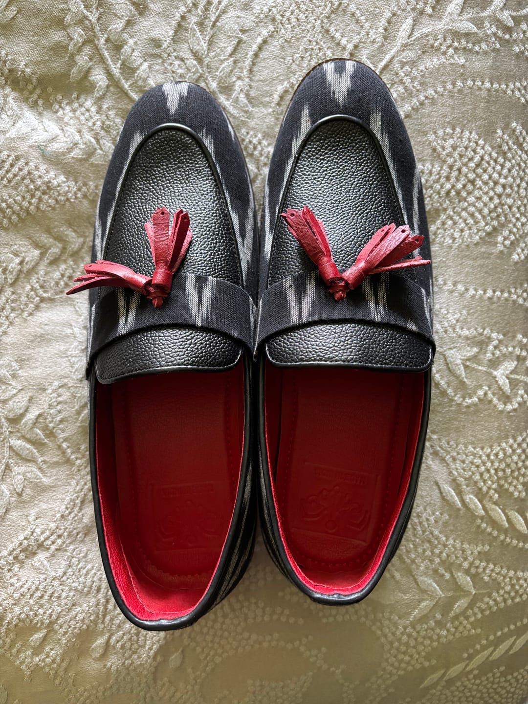 Customer photo review of Ikat Loafers Men – Coal