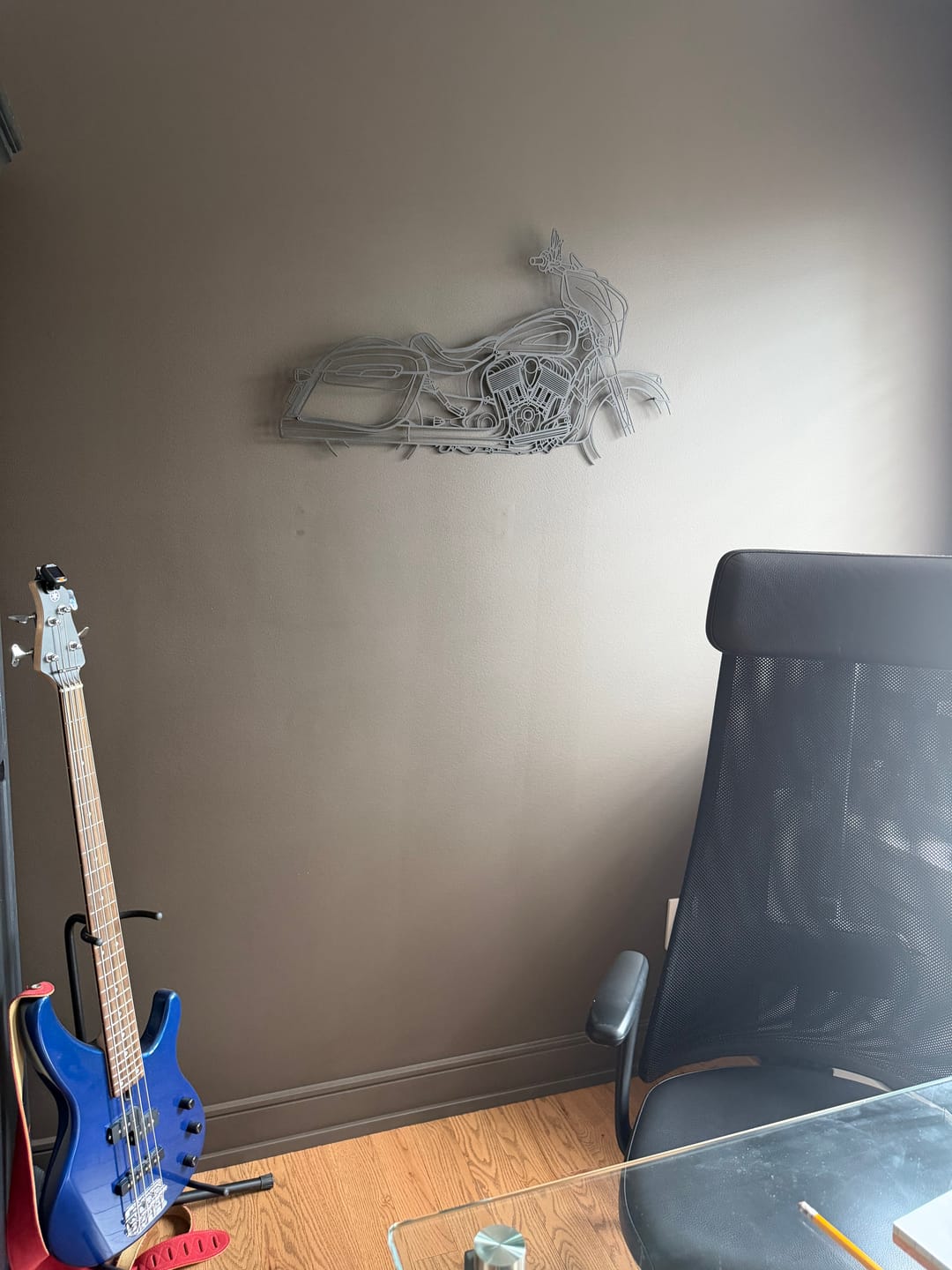 Customer photo review of Chieftain Dark Horse 2019 Silhouette Metal Wall Art