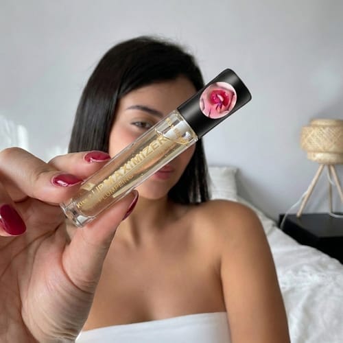 Customer photo review of Voluminizador de Labios – Efecto Inmediato