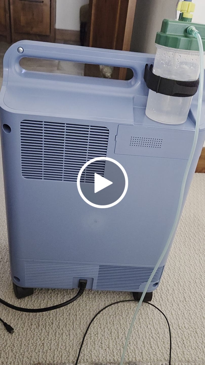 Customer video review of Philips Respironics EverFlo Home Oxygen Concentrator 5 LPM with OPI