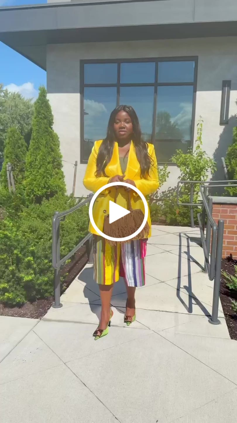 Customer video review of Tomiwa Aso-Oke Heirloom