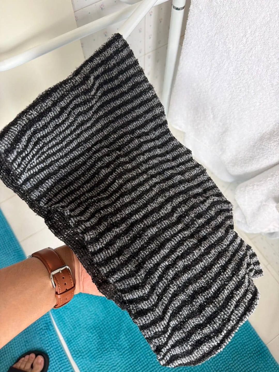 Customer photo review of SilverScrub™ Exfoliating Towel
