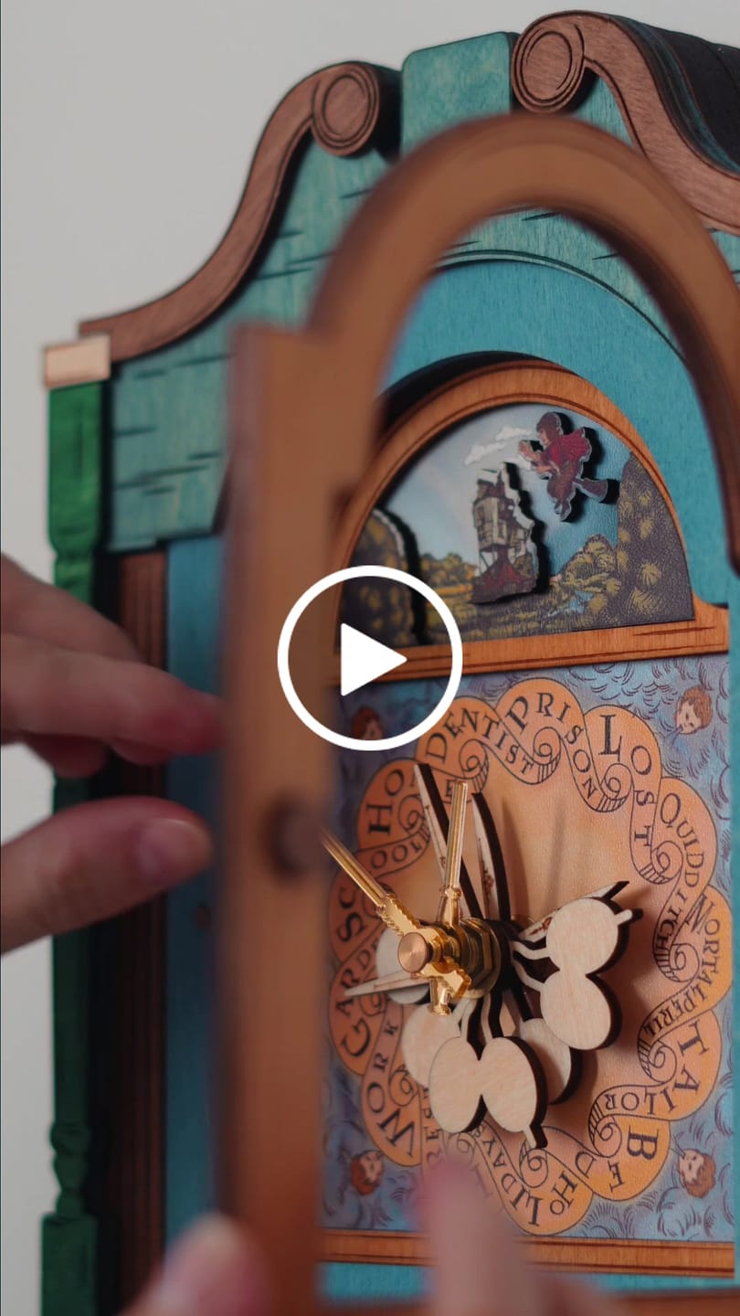 Customer video review of HANDCRAFTED WEASLEY™ MAGICAL 3D WOOD CLOCK - OFFICIALLY LICENSED