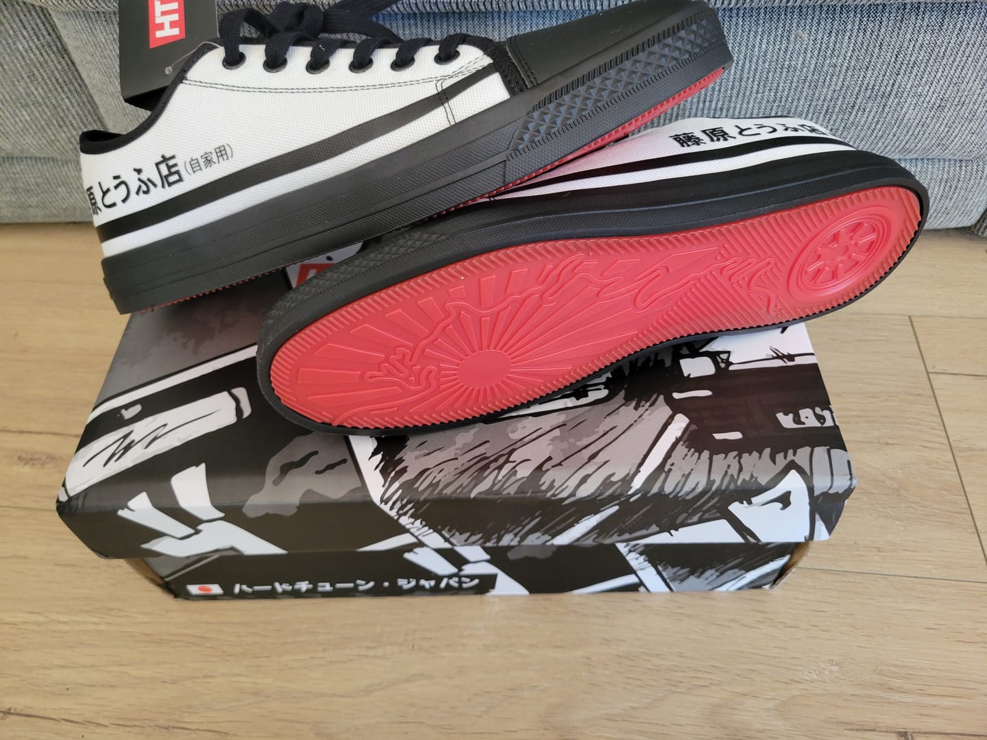 Customer photo review of HTXJPN Fuji2 Low Top Sneakers