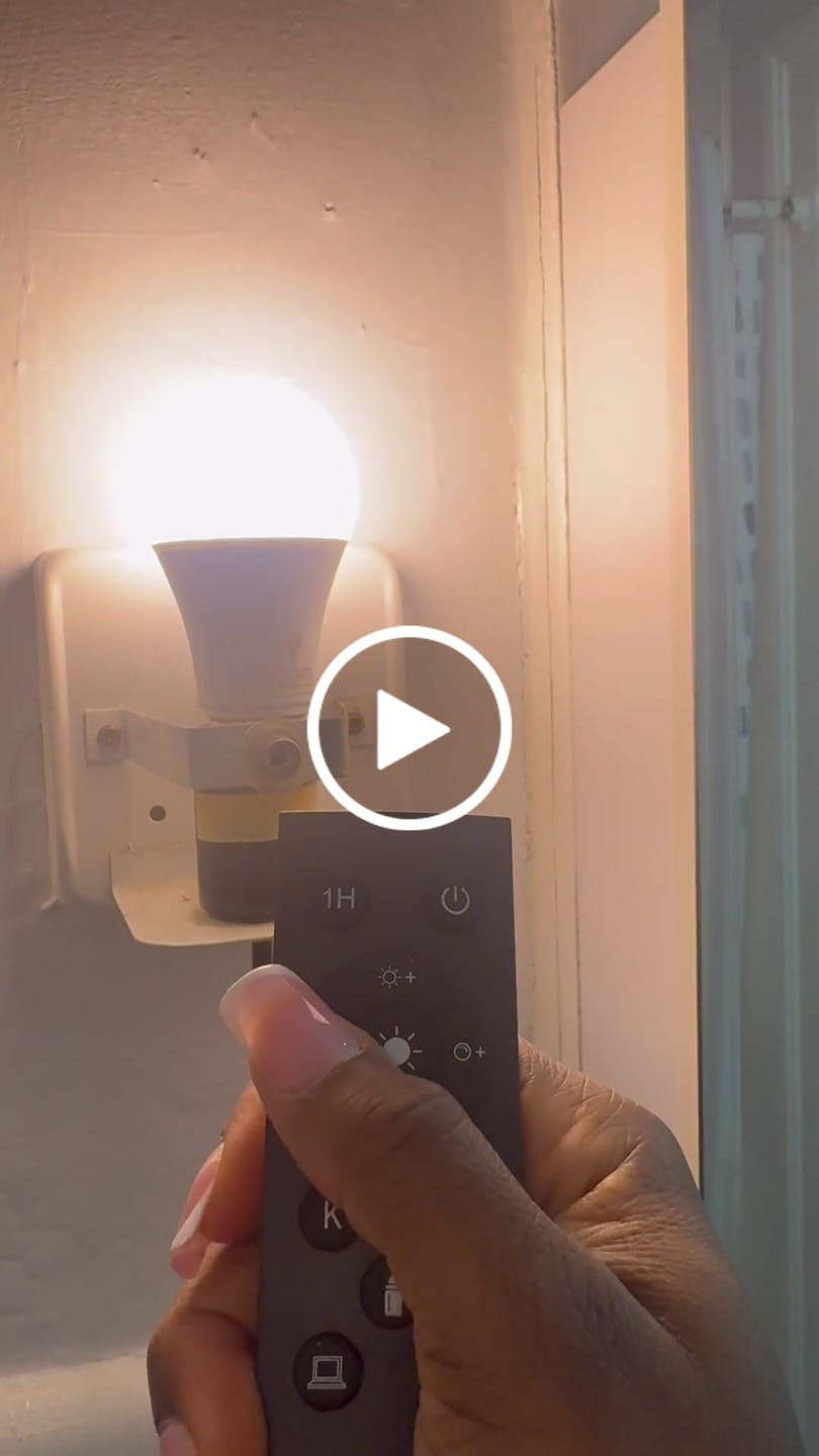 Customer video review of 1800K Amber LED Bulb with 3 White Modes