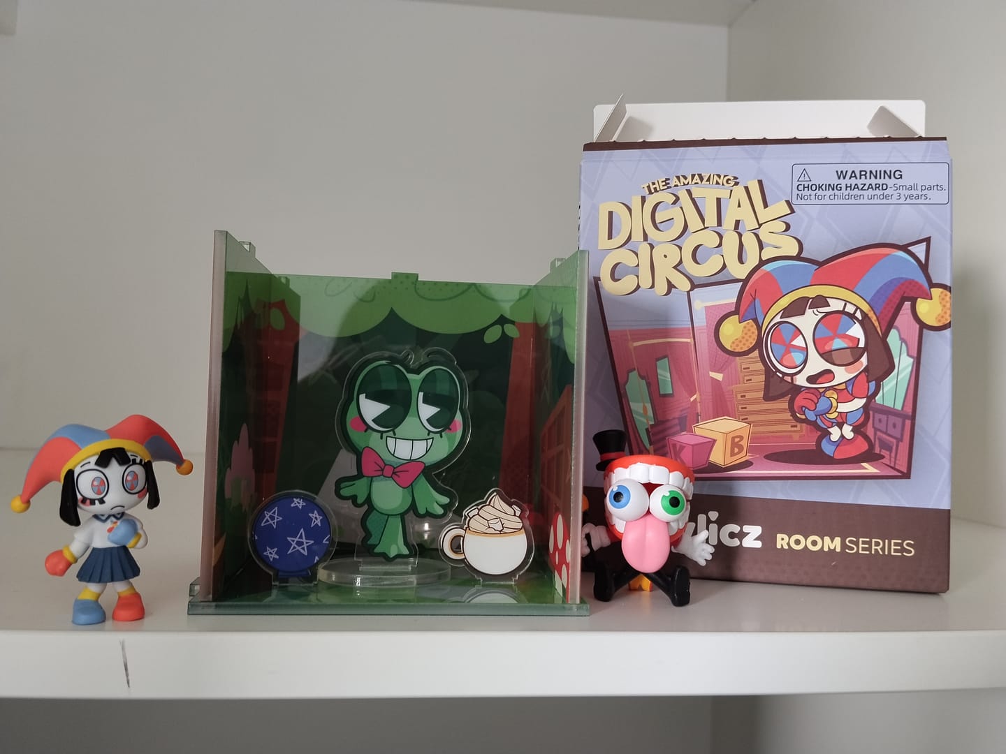 Customer photo review of Digital Circus Acrylicz Blindbox