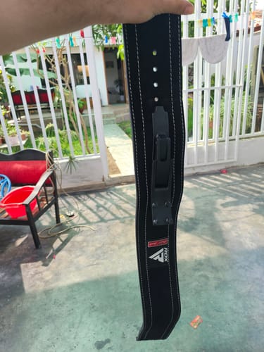 Customer photo review of Cinturón de Powerlifting con Palanca de Acero