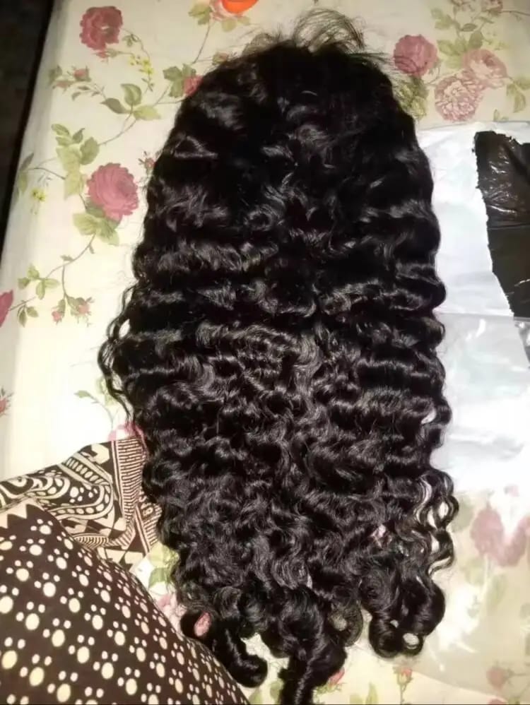 Customer photo review of LushCurls 3 in 1 Wear Go Wig