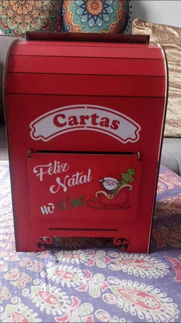 Customer photo review of Decoração de Natal Caixa de Cartas Correio do Noel
